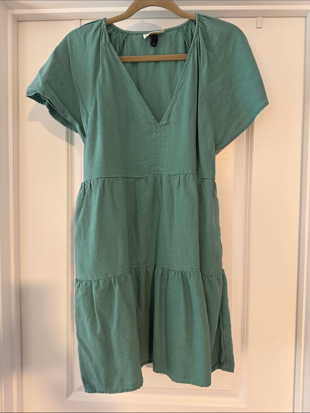 Universal Thread Mint Green Tiered V-Neck Mini Dress